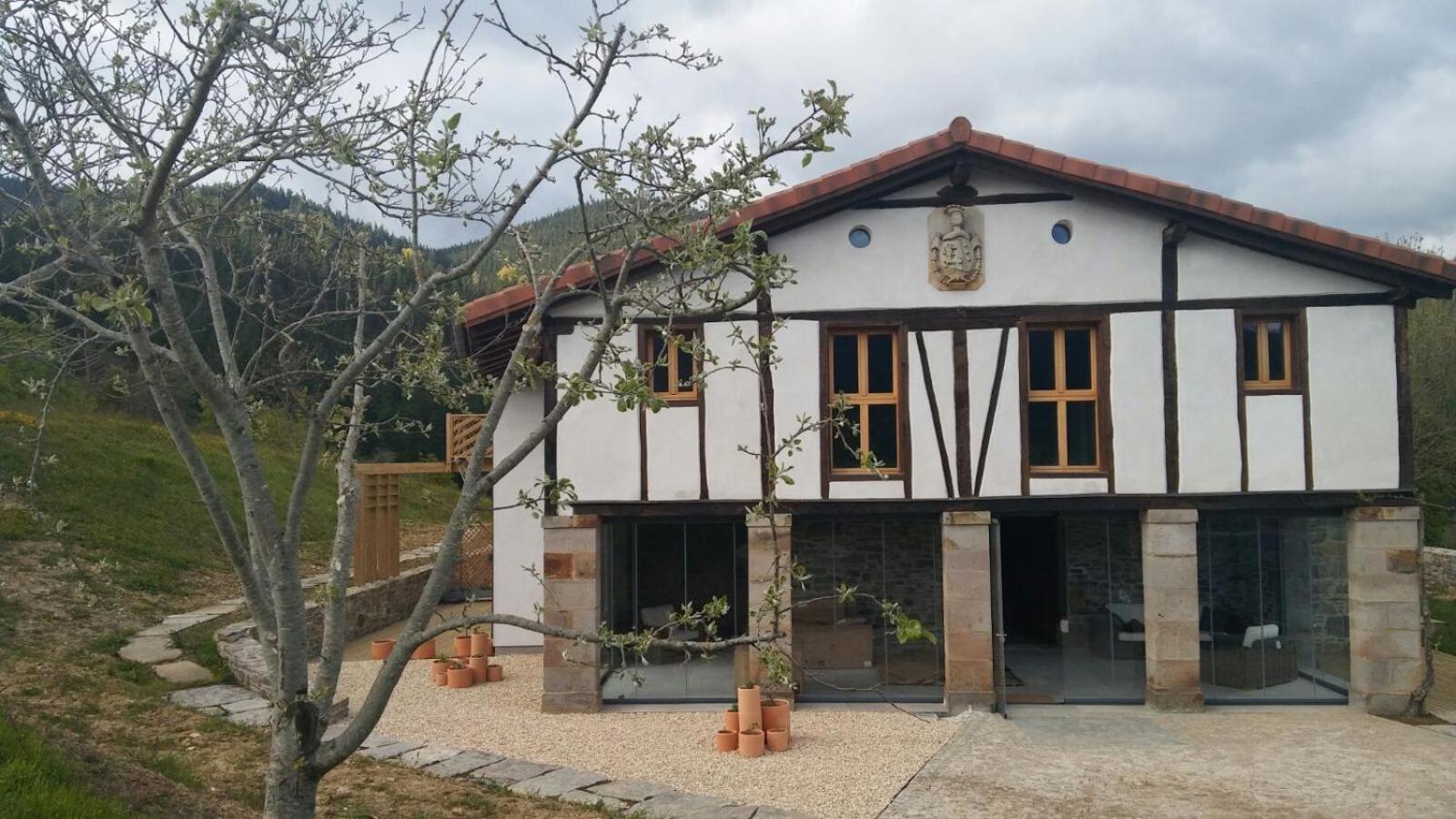 Penzion Izal Landetxea Bergara Exteriér fotografie